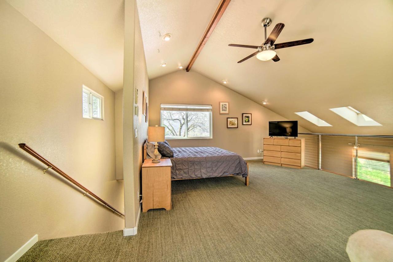 Hilltop Loft Ukiah Vacation Rental! Экстерьер фото