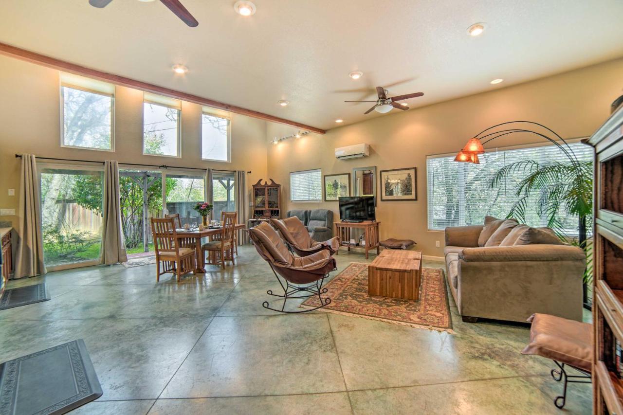 Hilltop Loft Ukiah Vacation Rental! Экстерьер фото